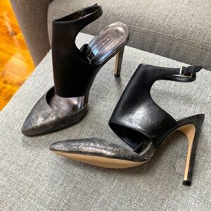 Brand new⭐️ BCBG Chase heels